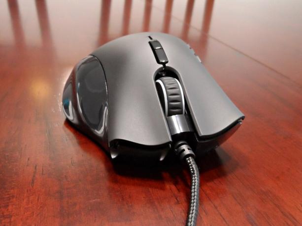 razer naga logitech g600 miška pregled