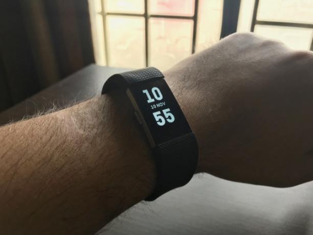 Apple Watch je boljši od Fitbit 5
