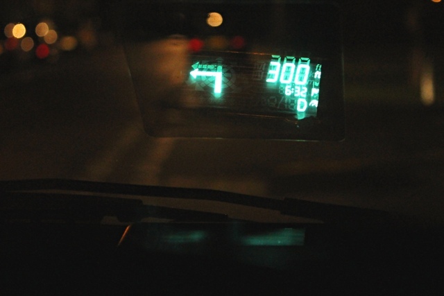 pregled projektorja garmin hud