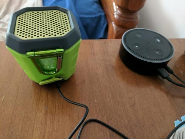 Kako nastaviti in uporabljati zvočnik Amazon Echo Dot 14 Echo Dot Audio Cable Zvočnik