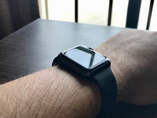 Apple Watch je boljši od Fitbit 2