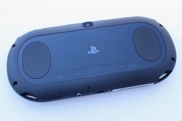 PlayStation Vita Slim Pregled in Giveaway playstation vita slim pregled 4