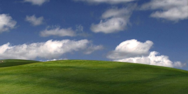 pokrajina, podobna ozadju windows xp bliss